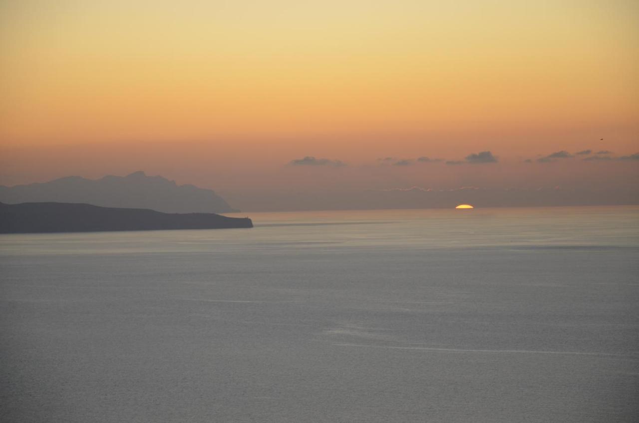 Il Paradiso Di Giacomo Erice Buitenkant foto